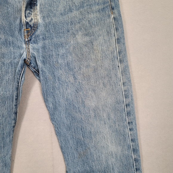 Levis 501 Jeans Men 36 Blue Straight Medium Wash Denim Button Fly Pants 36x30 - Picture 4 of 16